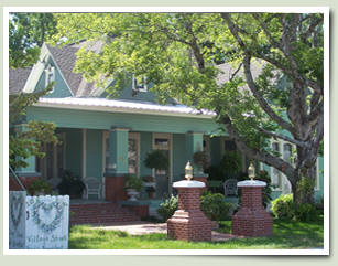 Village Street Bed and Breakfast is an historic bed and breakfast in the Texas Pineywoods.